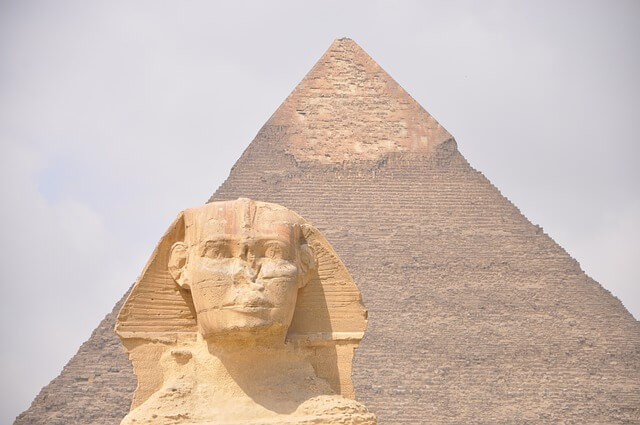 歴史の建造物の画像【ピラミッドやお城】